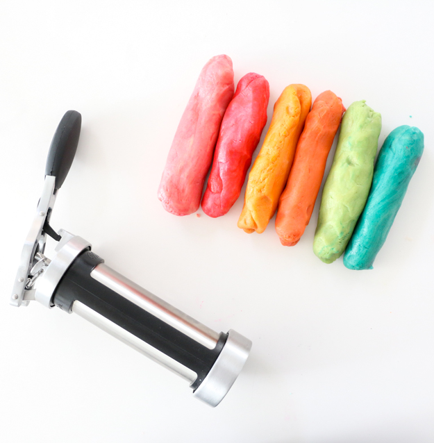 DIY Rainbow Wreath Spritz Cookies