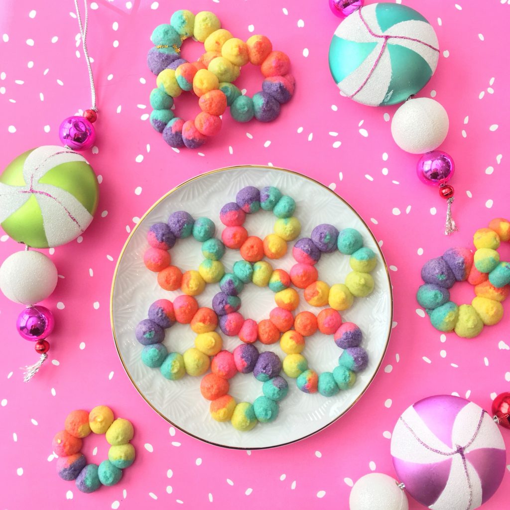 DIY Rainbow Wreath Spritz cookies