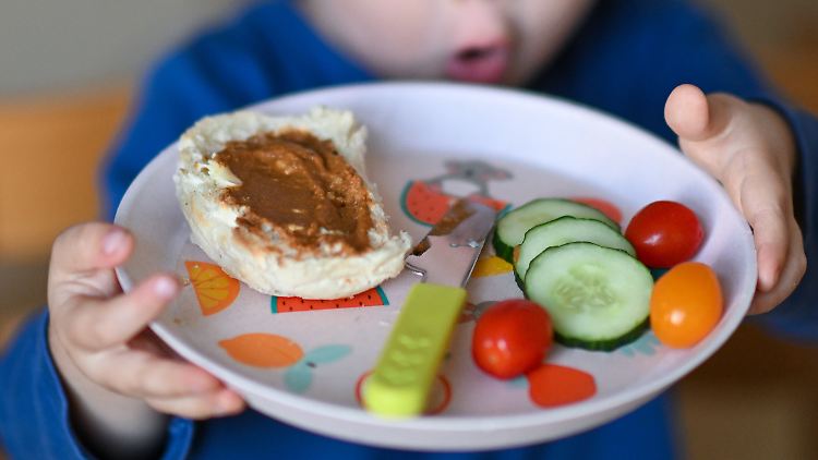 Eine vegetarische Ernährung hat Vor- und Nachteile. 