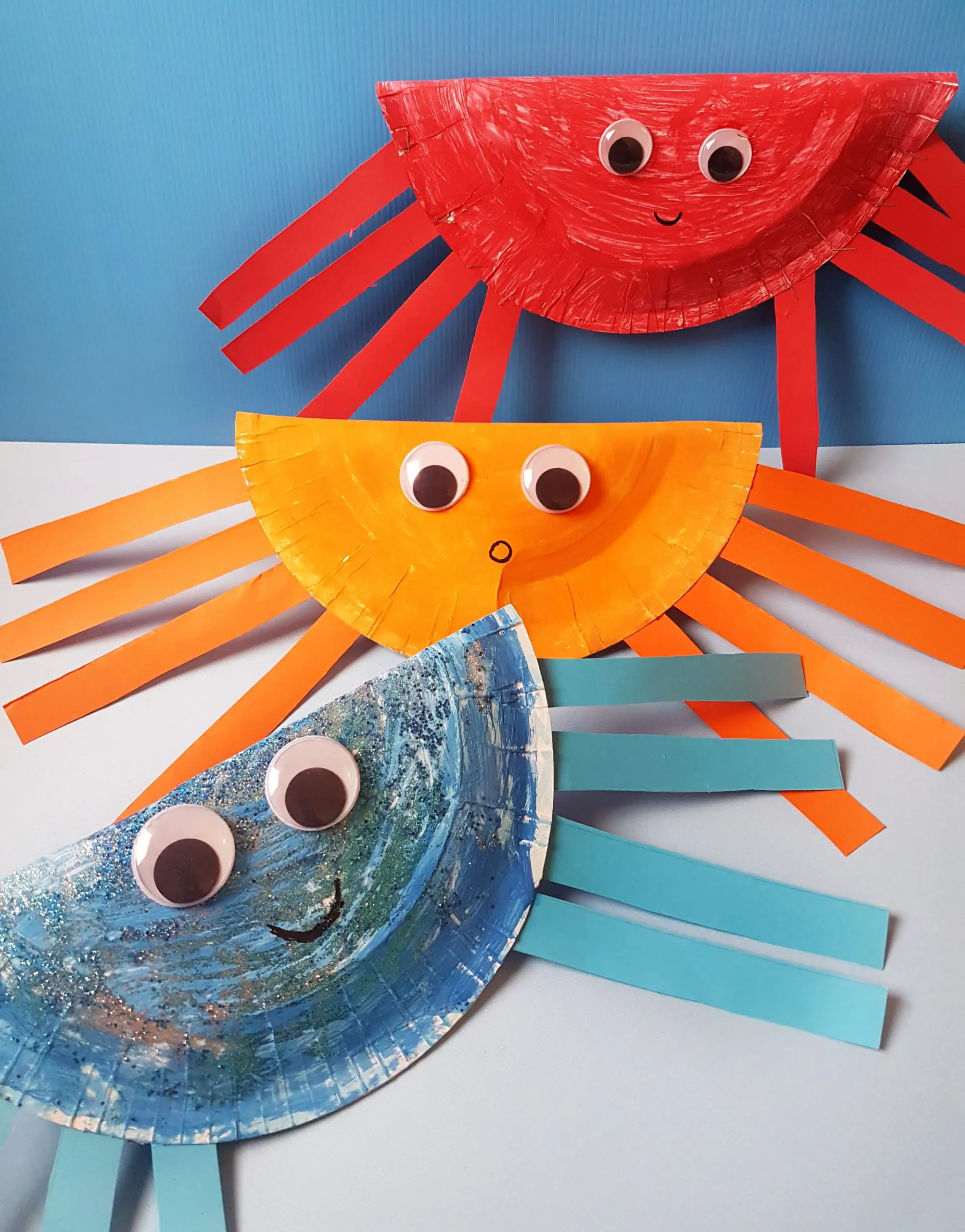 Easy To Make Paper Plate Crab Craft For Toddlers