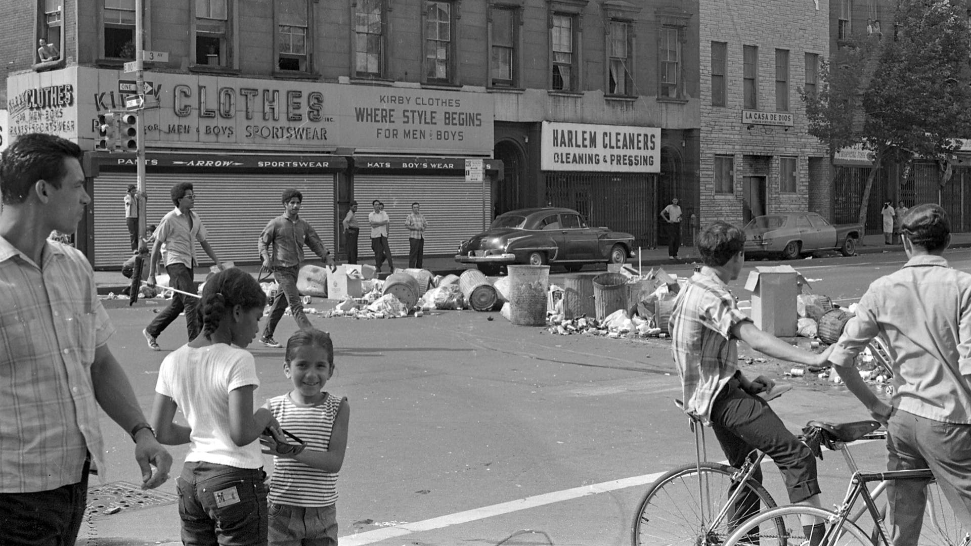 When the Young Lords Demanded Action in the Garbage Offensive