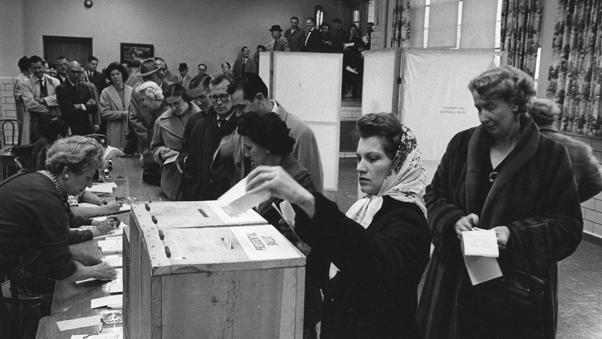 Voters at a polling station in Dunn Loring, Virginia, November 8, 1960.