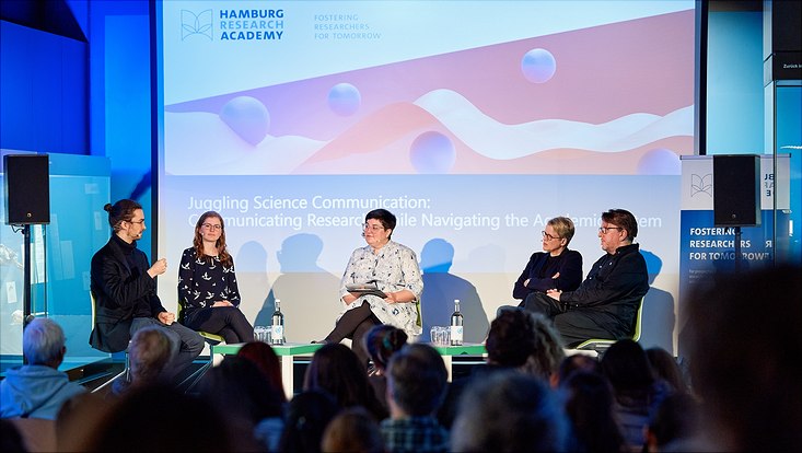 Podiumsdiskussion beim International Researcher Day