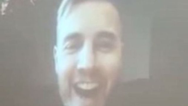 Gary Barlow surprises fan