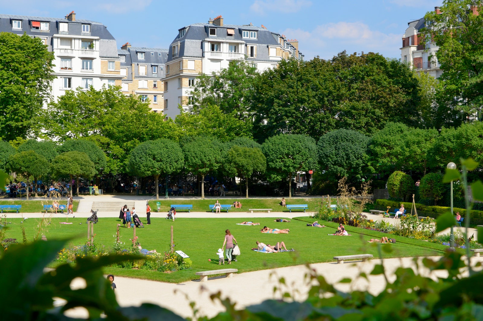 The SaintLambert public garden.