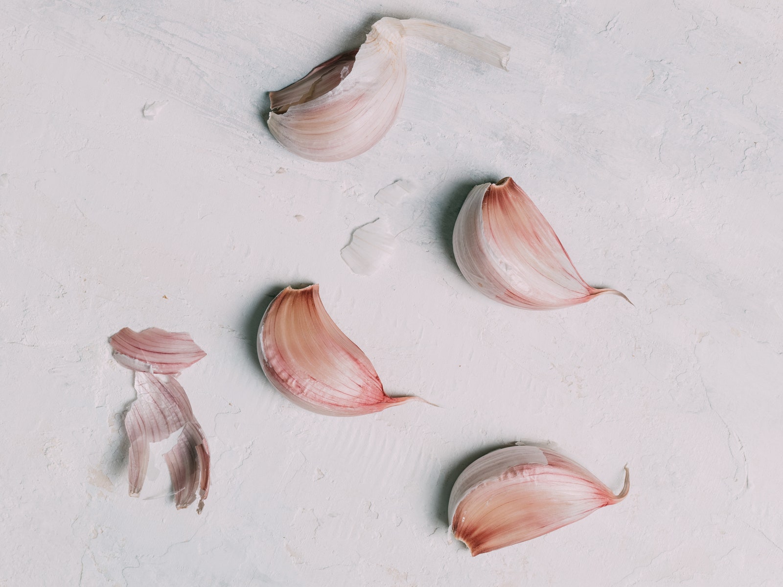 Can Raw Garlic Cure Acne?