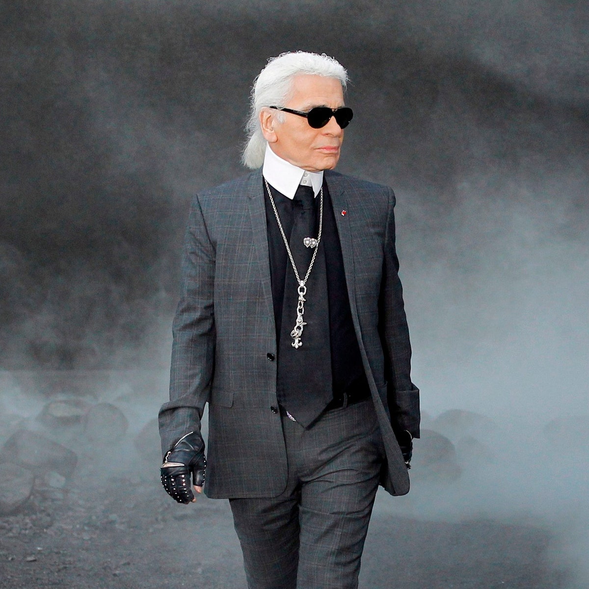 The story behind Karl Lagerfeld’s iconic ponytail