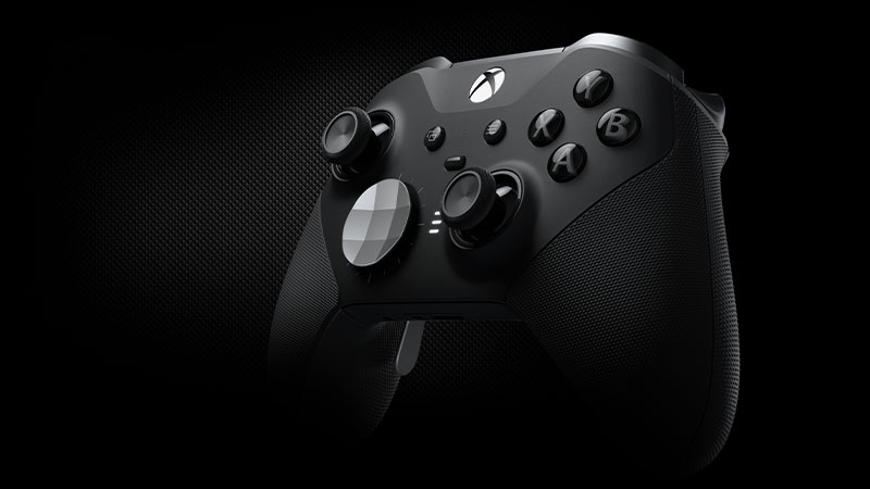 Front angled view of the Xbox Elite controller.