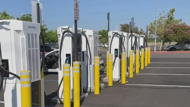 ev-chargers.jpg 