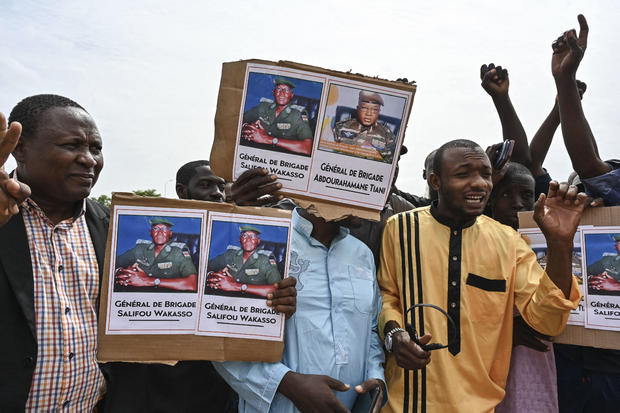 NIGER-COUP-DEMO 