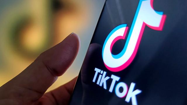 cbsn-fusion-court-hearing-arguments-in-tiktok-appeal-of-law-that-could-ban-app-in-us-thumbnail.jpg 