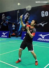 美津濃簽約羽球選手黃金搭擋塞蒂亞萬（Hendra Setiawan）與阿赫桑（Mohammad Ahsan）獲得世界羽球男子雙打最高排名第一位，來台和球迷們近距離接觸。（記者邱榮吉/攝影）