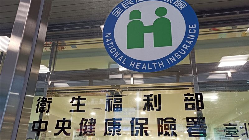 SMA健保取消給付限制　首月給付逾200人