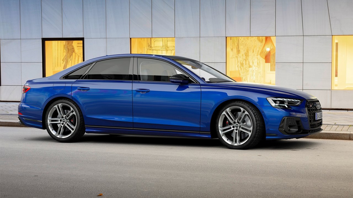 2024 Audi A8 S8