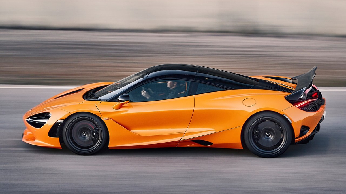 2025 McLaren 750 S V8