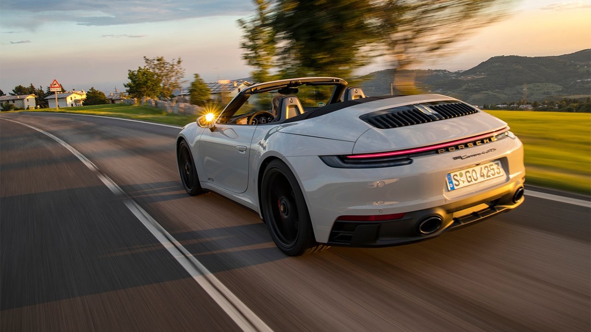 2024 Porsche 911 Carrera 4 GTS Cabriolet