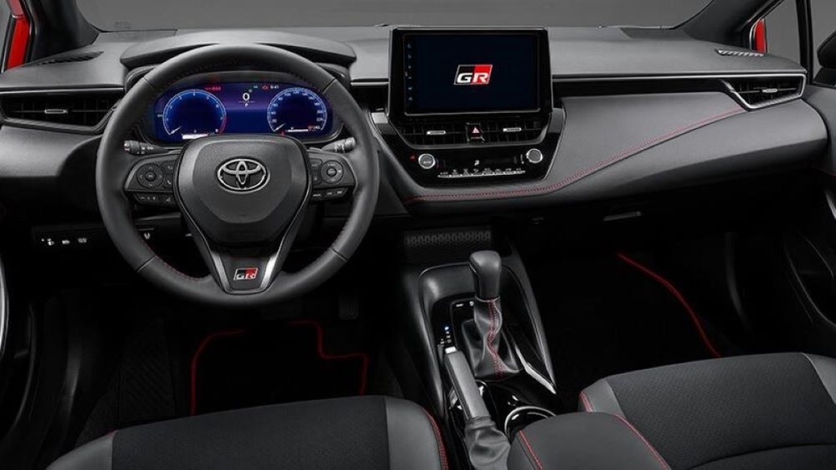 2024 Toyota Corolla Altis 2.0 GR Sport