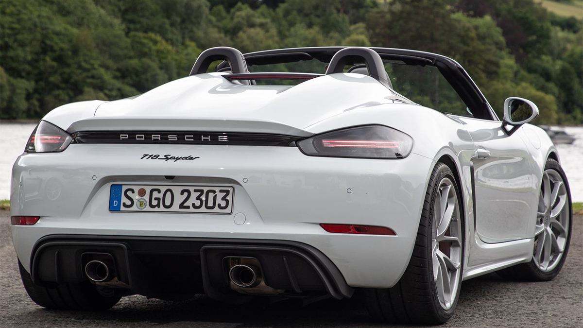 2022 Porsche Boxster Spyder