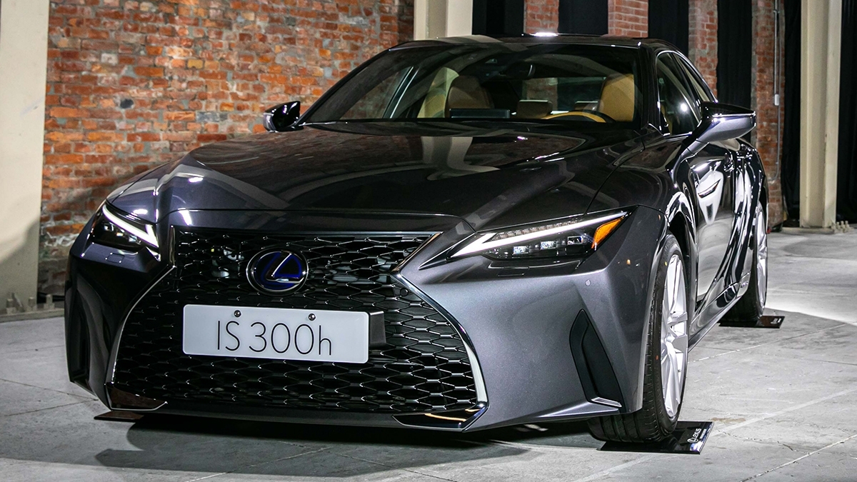 2024 Lexus IS 300h豪華版