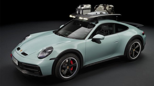 2025 Porsche 911 Dakar