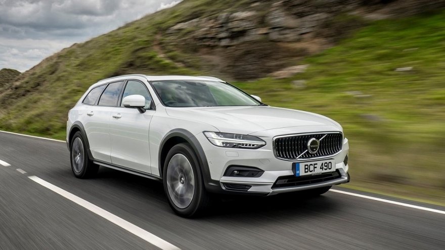 2024 Volvo V90 Cross Country Ultimate B5 AWD