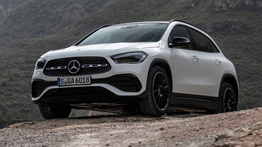 2023 M-Benz GLA 200