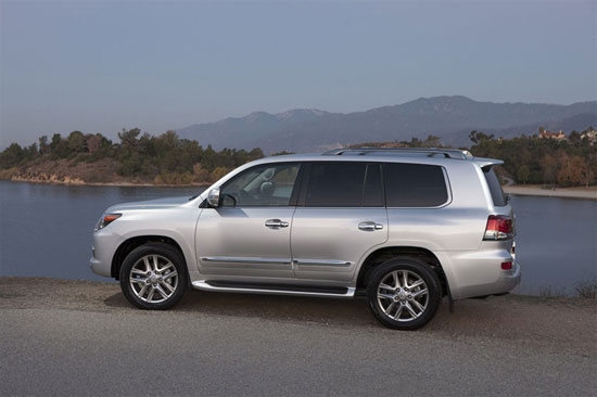 Lexus_LX_570