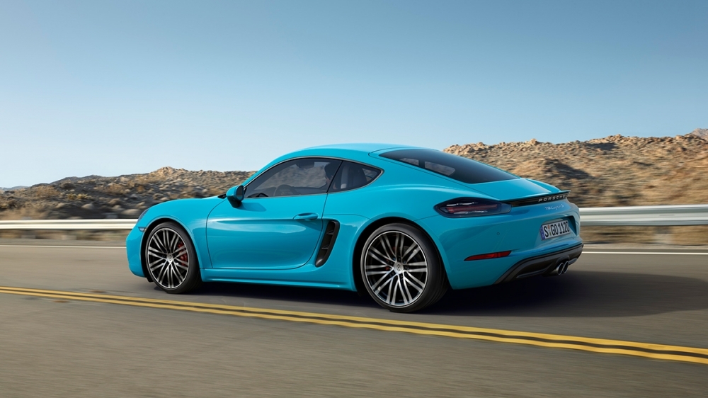 2024 Porsche Cayman S