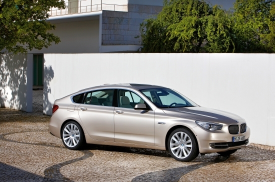 2010 BMW 5-Series GT 550i