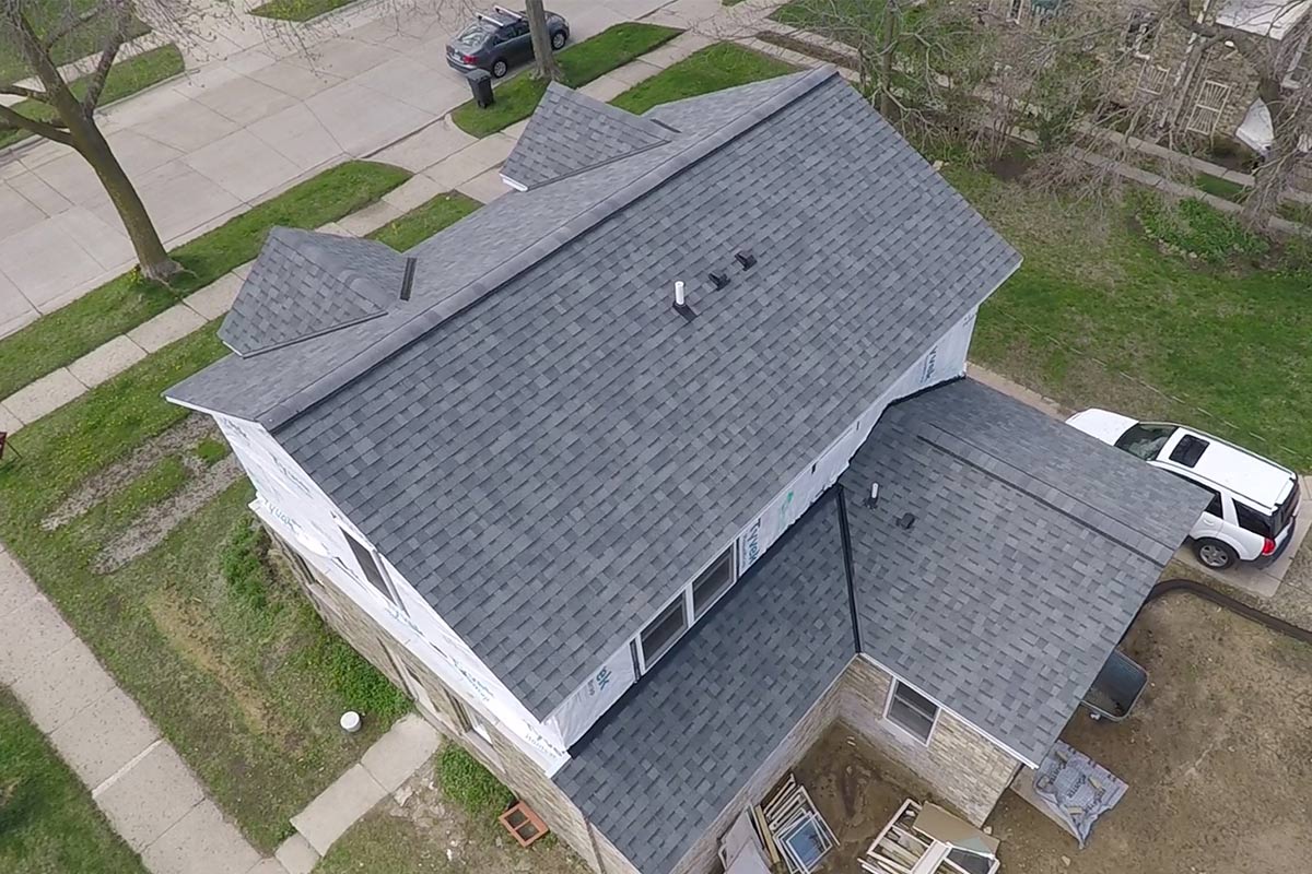 Fixer Upper Home - Whitefish Bay - BCI Exteriors