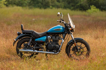 Royal Enfield Meteor 350 Price (Festive Offers), Mileage, Images, Colours