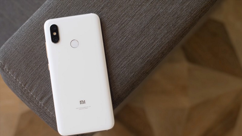 Xiaomi Mi 8 First Impressions: A OnePlus 6 Competitor?