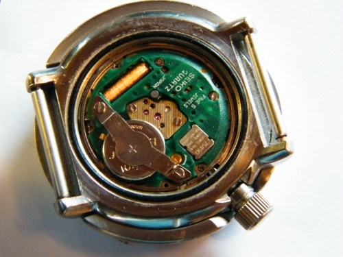 Harry's Vintage Seiko Blog: Seiko Tuna 300m 7549-7010 disaster, diagnosis  and repair