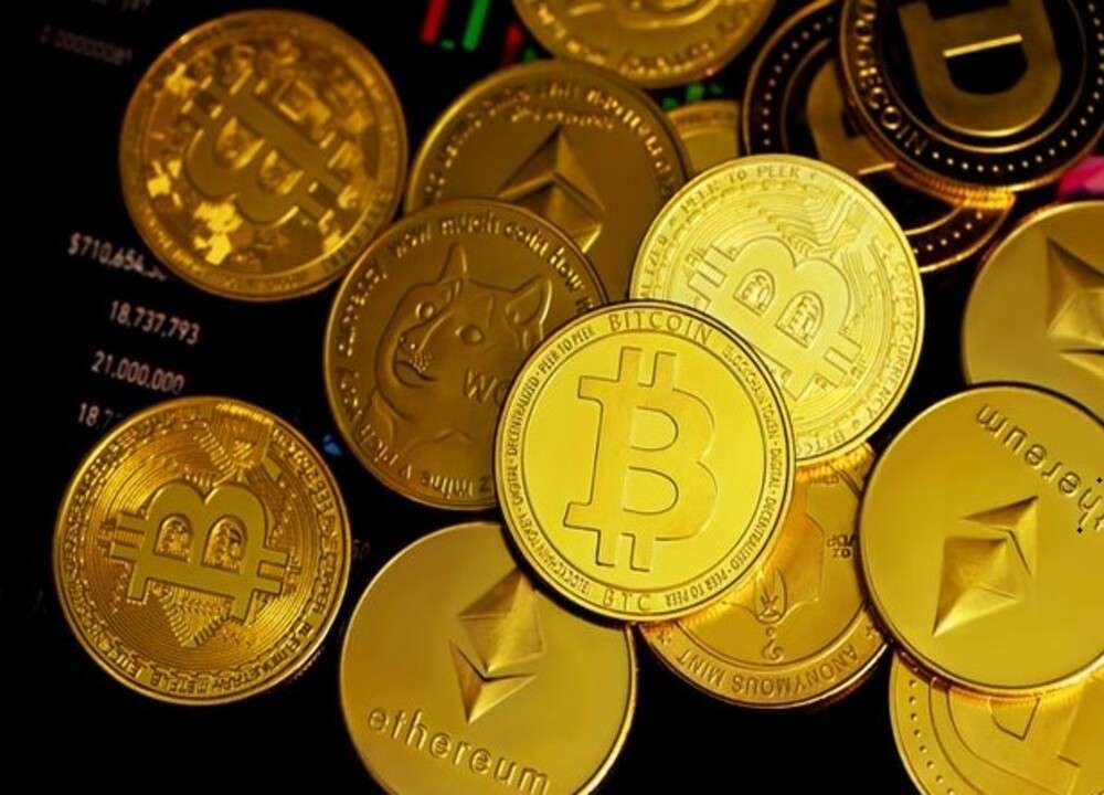 虛擬貨幣最全介紹：加密貨幣是什麼？種類有哪些？交易所、風險一次看