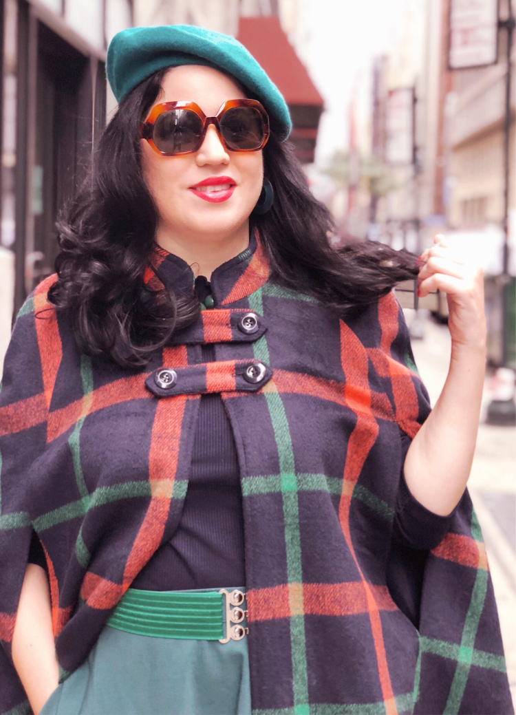 A Vintage Nerd, Vintage Fashion, Vintage Capes, Vintage Blog, Vintage Fashion Blog, Spring Transition Fashion