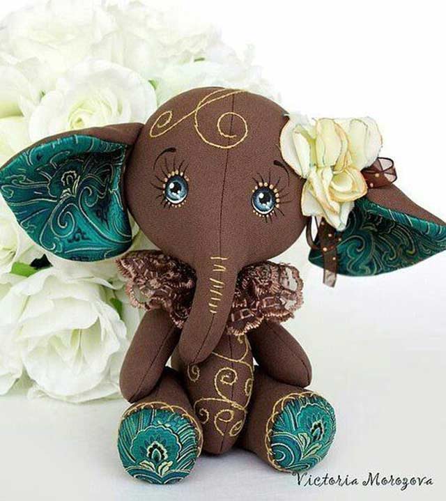 DIY free download printable sewing pattern elephant plush toy for kids