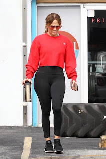 Jennifer Lopez in Tights at a Gym For a Workout Session in Miami