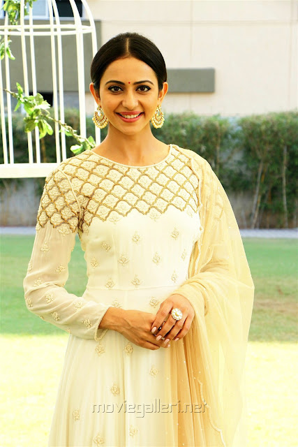 Rakul Preet Singh Pic In Cream Colour Dress