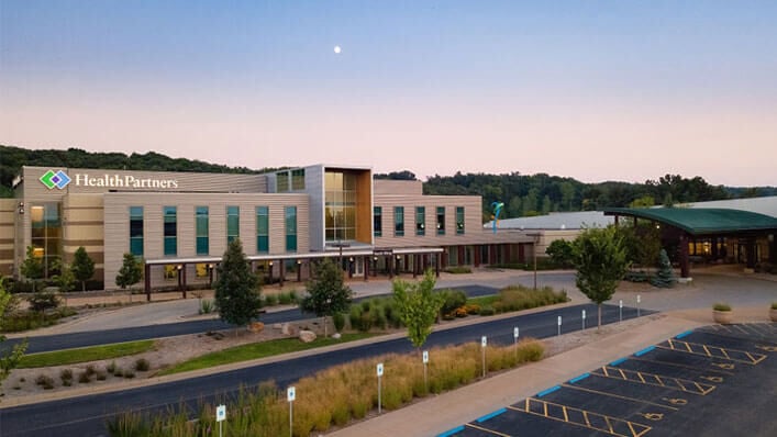 HealthPartners exterior Hudson Hospital and Clinic