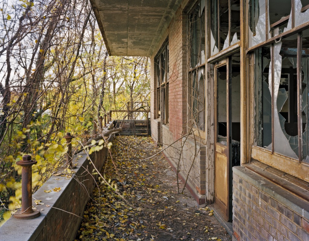 the balcony of the Tuberculosis Pavilion  Photo © Chris Payne