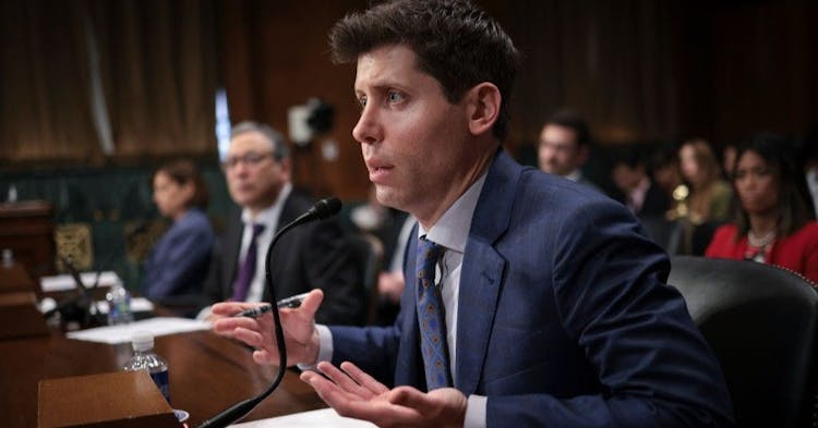 危險性不容小覷！Sam Altman 出席聽證會：AI 應像核能一樣被監管