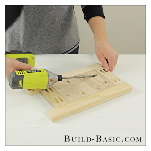 DIY Tabletop Easel by Build Basic - Step 5