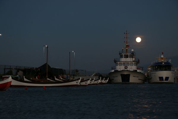 Turquía,Izmir,barco,mar,luz de la luna,playa