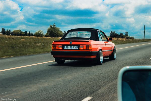 BMW,E30,Bimmer,alemão,Lady in red,vermelho