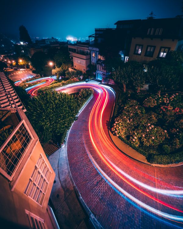 Lombard sokağı,San Francisco,gece,Işık izleri