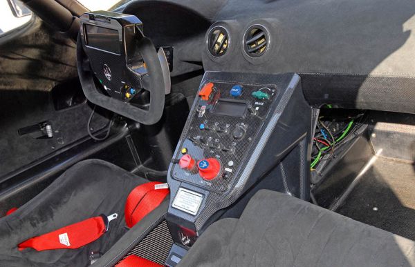 car,vehicle,sports car,Maserati,Lamborghini,steering wheel