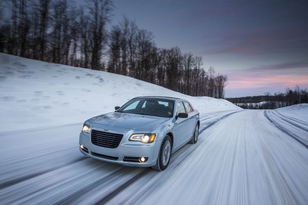 2015,Chrysler,αυτοκίνητο,όχημα,Audi,οδήγηση