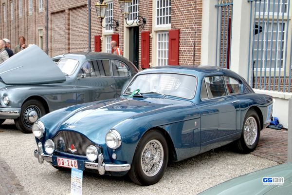 vieux,voiture,véhicule,voiture de sport,Voiture ancienne,Voiture classique