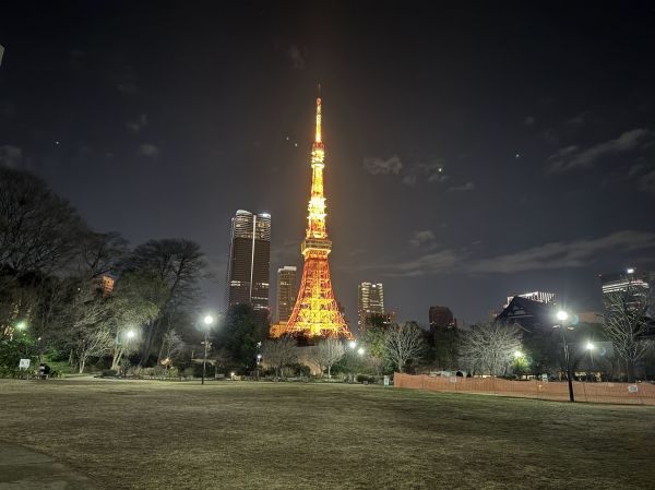 Tokio,yö-,kaupunkikuvan,Azabudai Hills,Tokyo Tower