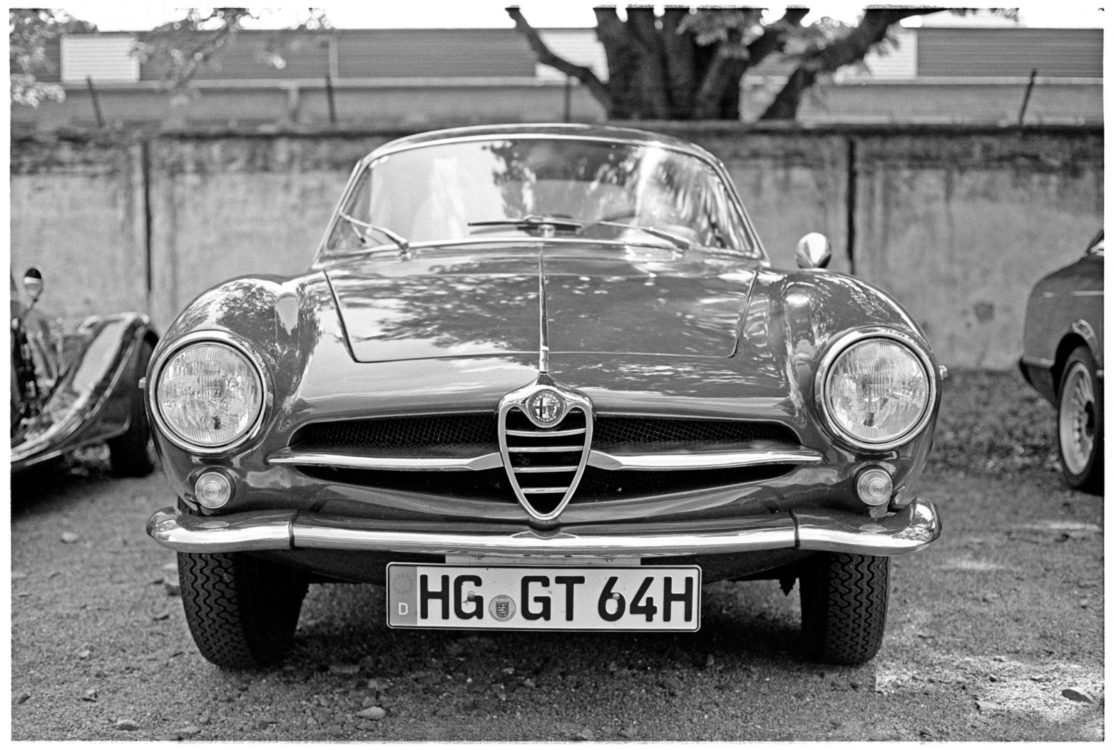 auto, bianco e nero, bianca, nero, film, monocromo, auto, analogico, Germania, deutschland, 50 millimetri, ISO100, nero bianco, Nikon, Europa, Europa, hessen, noiretblanc, Francoforte, principale, alfa, romeo, Vecchi tempi, f2, analogico, 12, NIKKOR, schwarzweiss, sprint, Alfa Romeo, weiss, FM3a, schwarz, ai, Francoforte sul Meno, Giulia, 1964, speciale, Assia, nikonfm3a, automobil, ADOX, F2ai, 12ai, Sonntagstreff, silvermax, Klassikstadt, adoxsilvermax